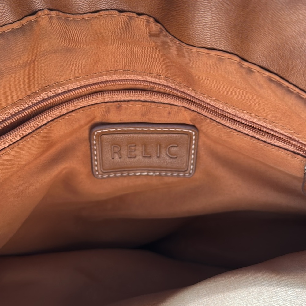 Relic Shoulder Bag - Picture 4 of 9